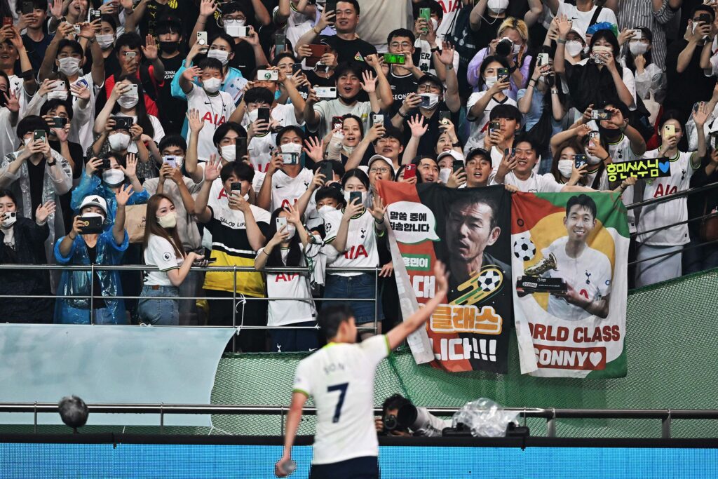 Son Heung Min Korea fans-Bola Banter