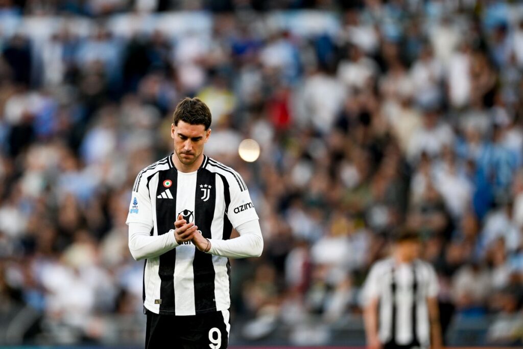 Vlahovic Juventus-Bola Banter