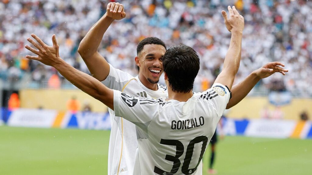 Trent Alexander Arnold & Gonzalo Garcia-Bola Banter