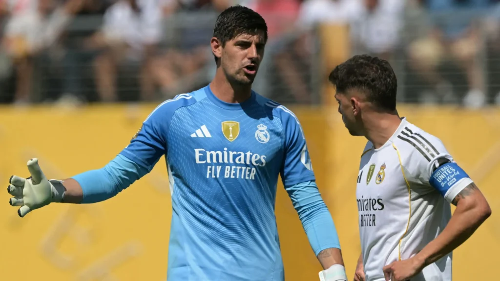 Thibaut Courtois-Bola Banter
