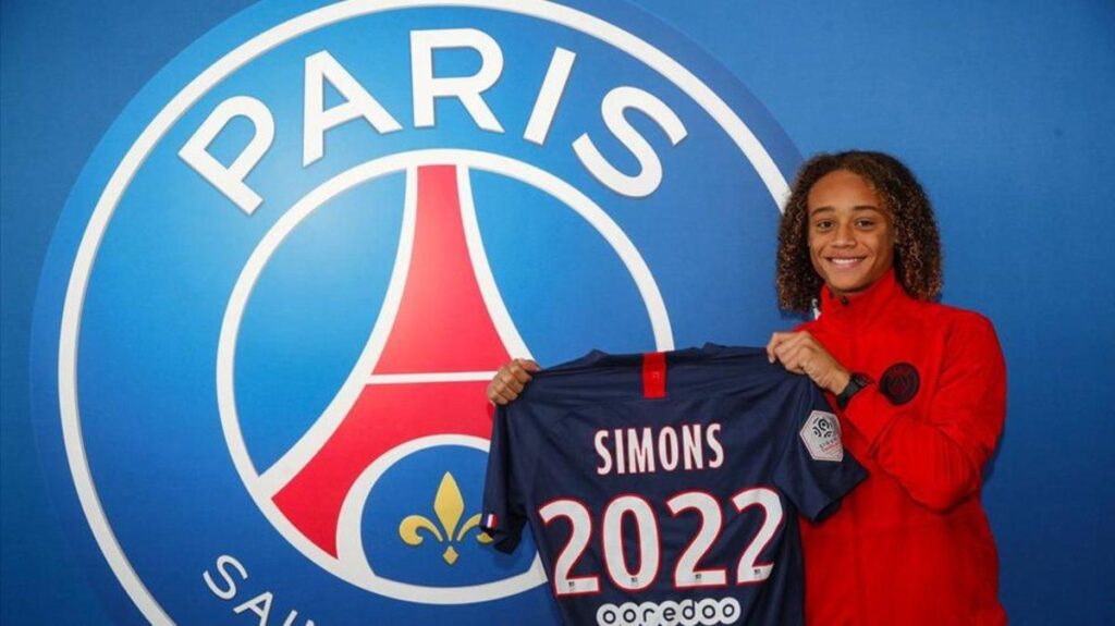 Xavi Simons PSG-Bola Banter