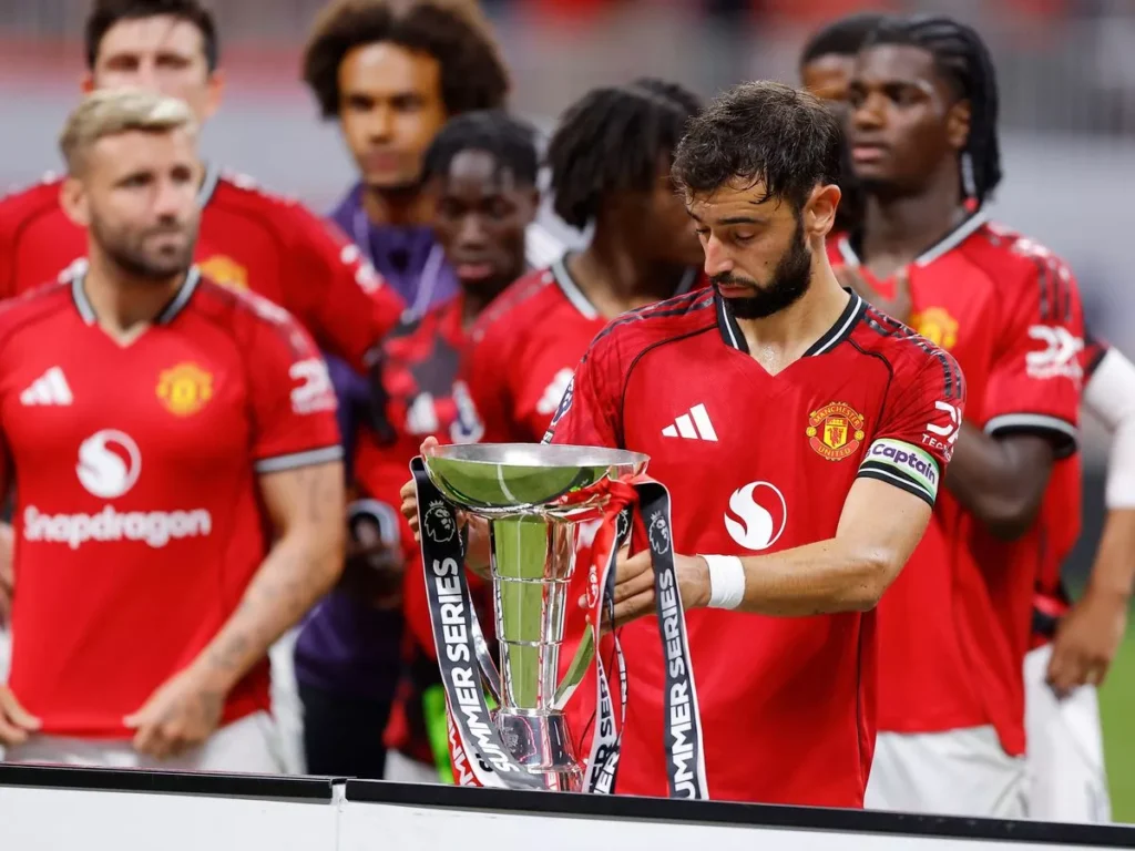 Bruno Fernandes tampak murung setelah pertandingan melawan Everton-Bola Banter