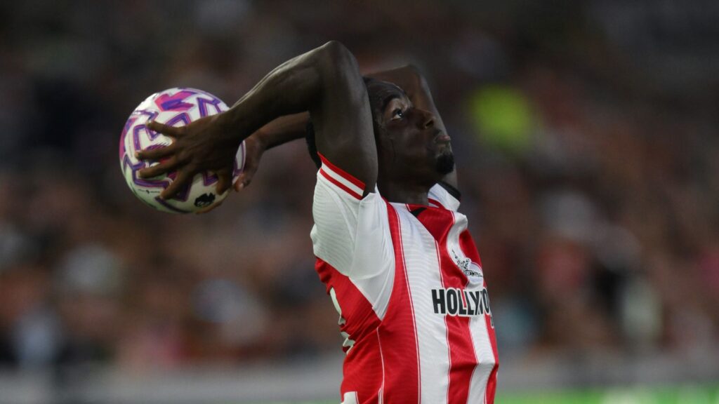 Lemparan Jauh Brentford_Bola Banter_