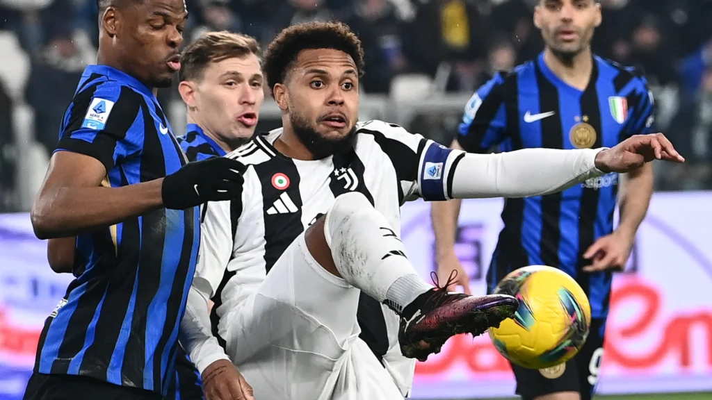 Nasib McKennie di ujung tanduk-Bola Banter