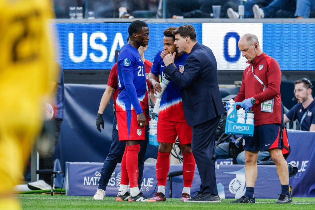 Mauricio Pochettino dan Weston McKennie USMNT-Bola Banter