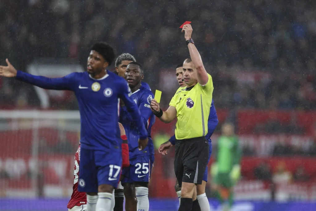 Kartu Merah Chelsea_Bola Banter_
