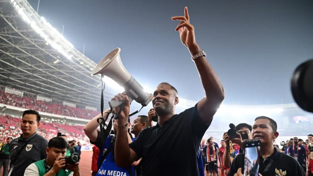 Patrick Kluivert Diberhentikan_Bola Banter_