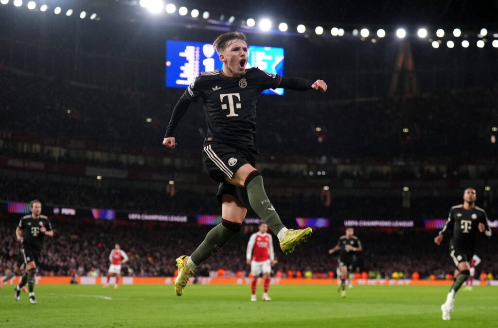 Arsenal mengalahkan Bayern_Bola Banter_Gol Lennart Karl