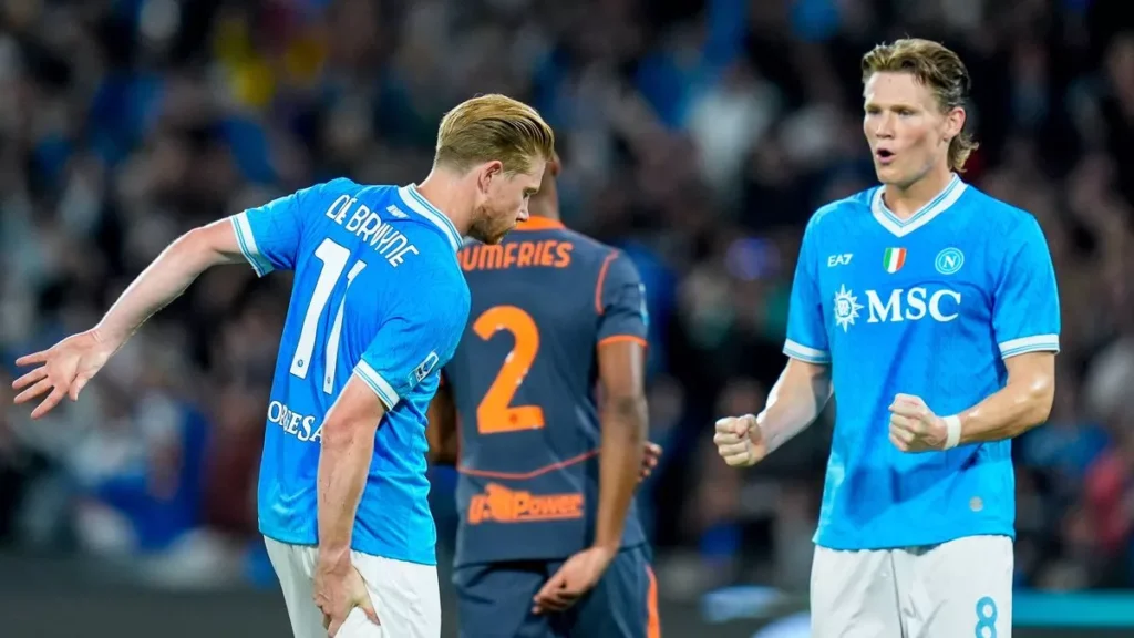 hubungan Conte dan Napoli_Bola Banter_Kevin de Bruyne & Scott Mctominay