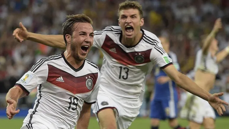 Krisis striker Jerman_Bola Banter_Mario Gotze & Thomas Muller