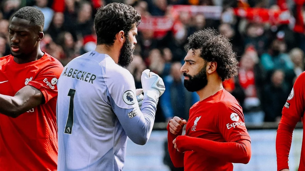 Masa depan Alisson di Liverpool_Bola Banter_mo salah