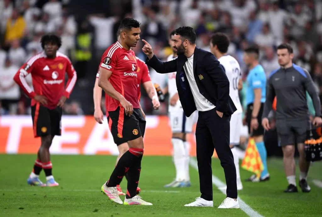 Casemiro akan tinggalkan Manchester United_Bola Banter_Ruben Amorim